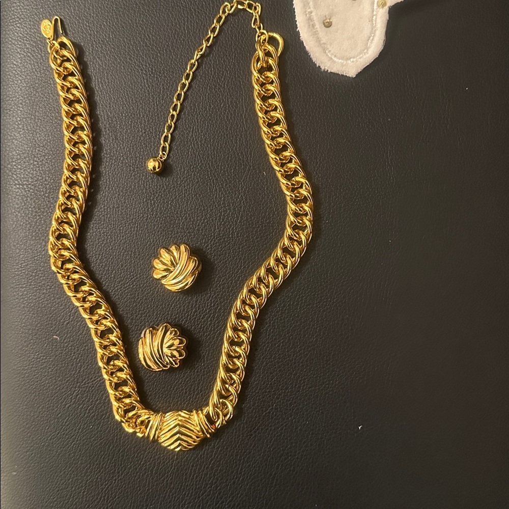 Elegant stamped Gold Necklace and Earring Set